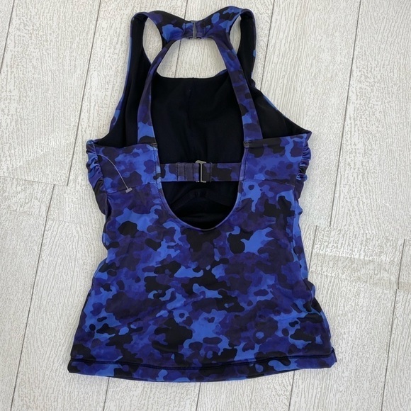 Athleta Blue Camouflage swim tankini top size 32 D/DD - Picture 7 of 11